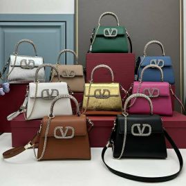 Picture of Valentino Lady Handbags _SKUfw131142663fw